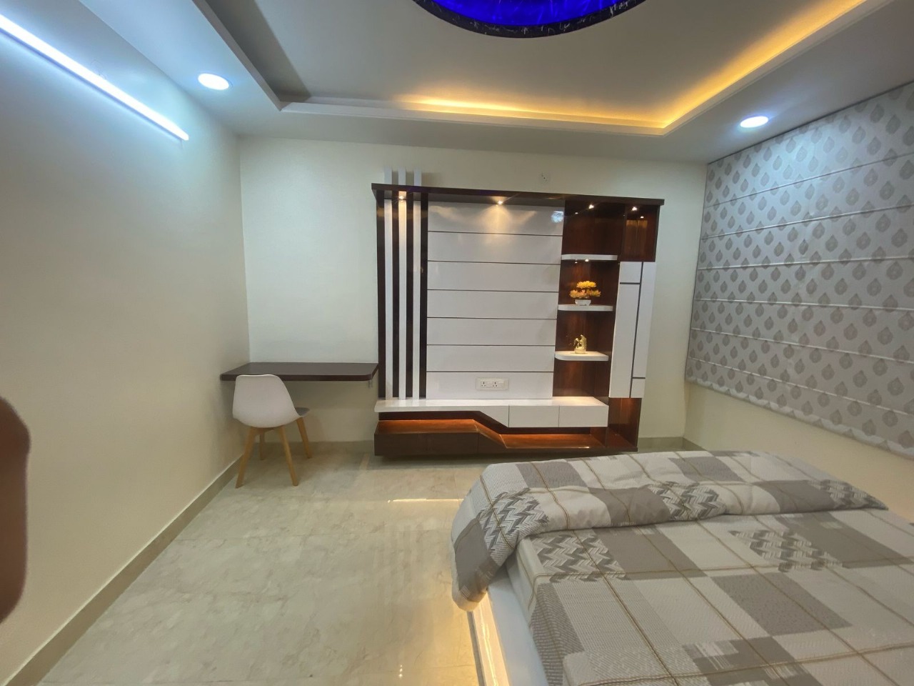3 BHK Semi-Furnished Flat for Rent in Vidhyadhar Nagar (New LIC Apartment)